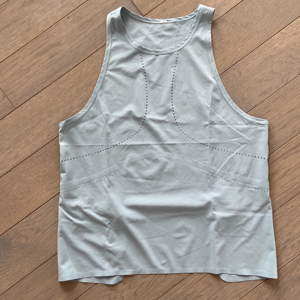 Lululemon Find Your Pace Tank
Blue Cast Reflective - Picture 8 of 9